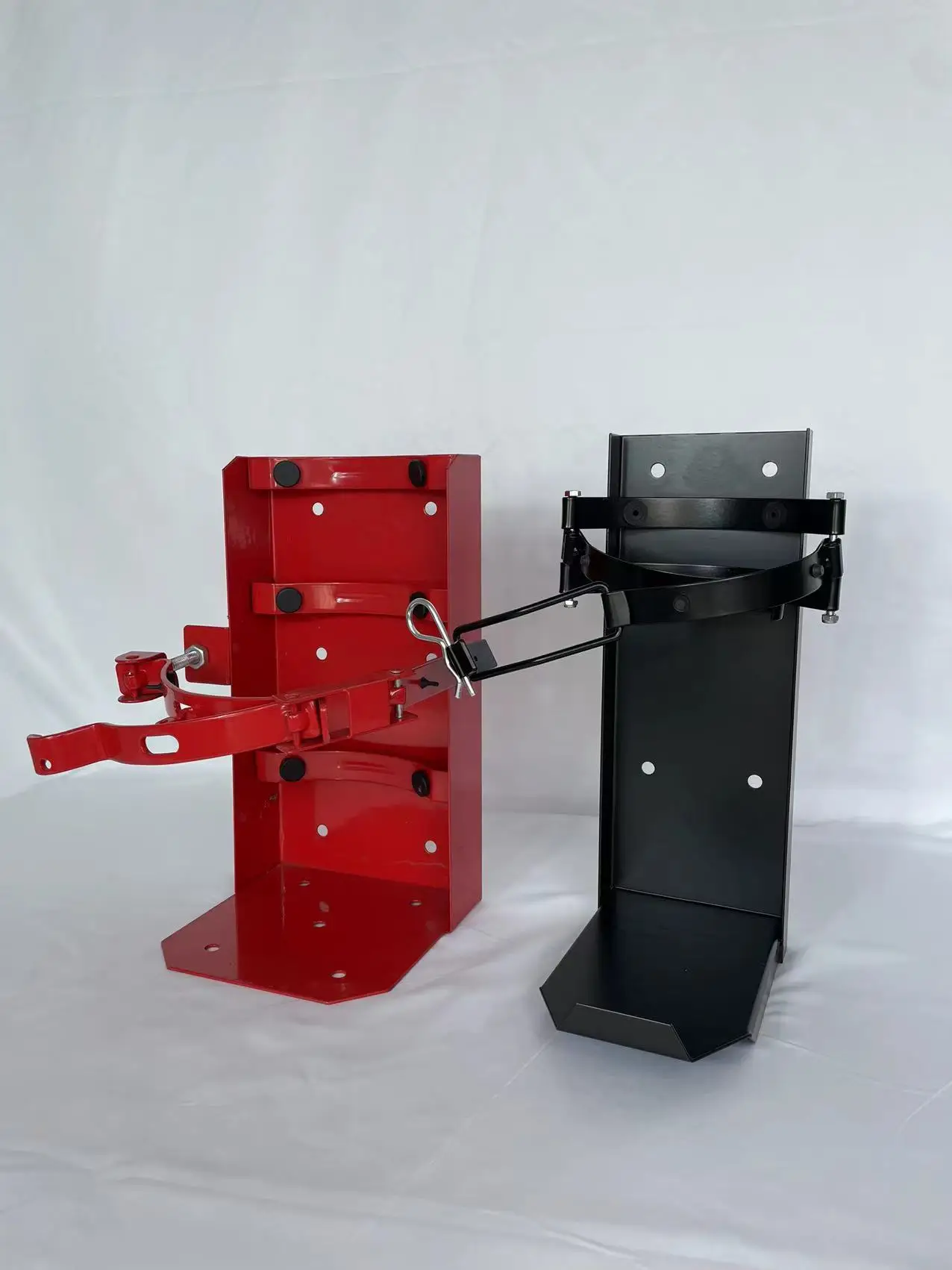 Vehicle Bracket for Big Fire Extinguisher 12kg 9kg Factory price Big heavy duty Truck fire extinguisher bracket
