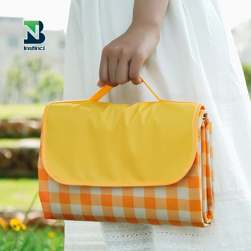 INSTINCT Wholesale waterproof beach picnic blanket oxford foldable beach mat for hiking