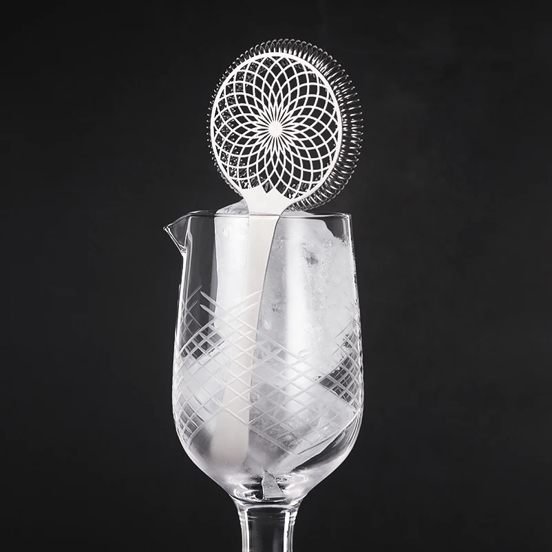 Creative Modeling Stainless Steel Spring Hawthorne Strainer Martini Filter Shaker Drink Bar Cocktail Strainer For Mixing Glass