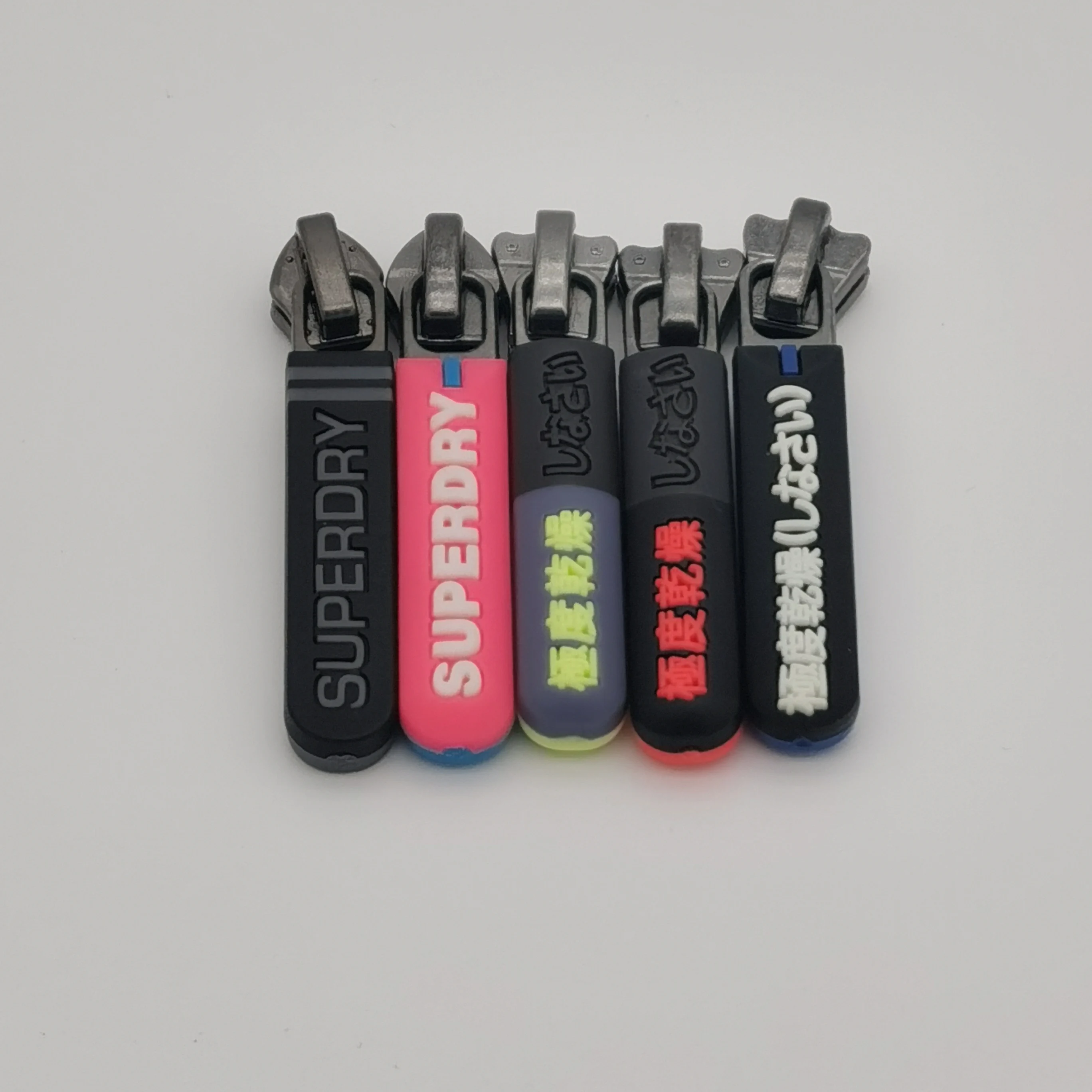 
Custom Silicone Bag Garment Handbag Zipper Pullers Soft Pvc Zipper Slider Puller 