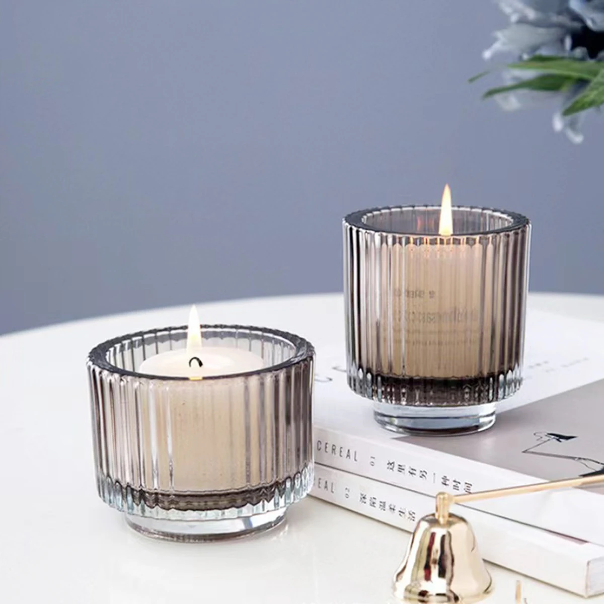 Wholesale candle jars luxury with lids cylinder dome cover candle jar square glass jar for candle