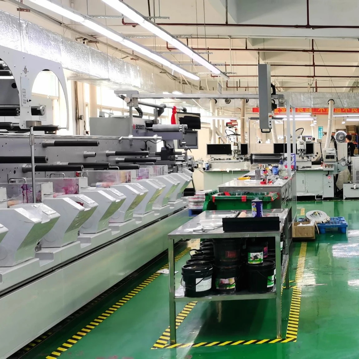 Self Adhesive Label Airline Rfid Baggage RFID UHF Label Sticker thermal paper baggage tag.