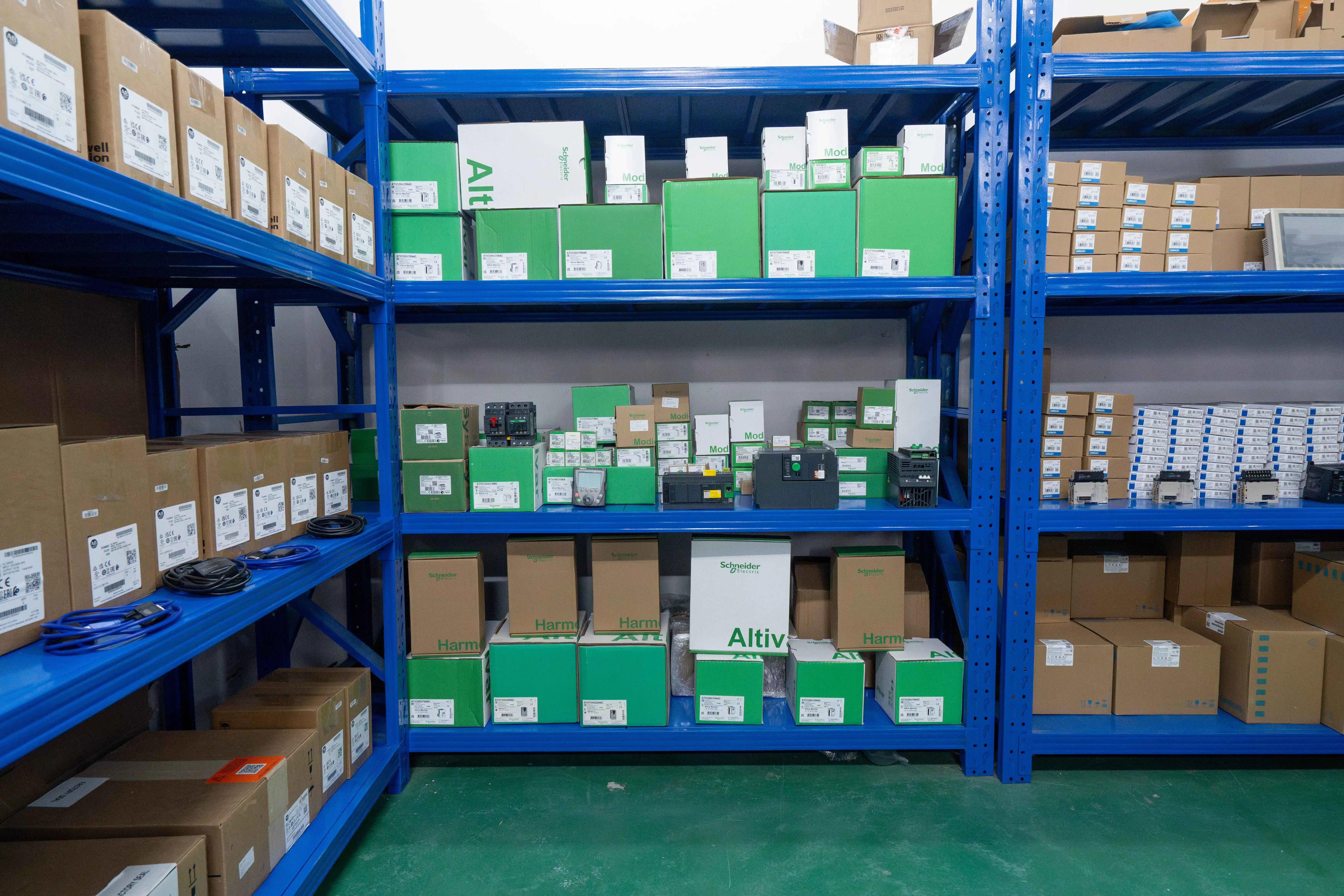 Original New Schneider Electric TM3BCEIP Ethernet Communication Expansion Module Use with Modicon TM3 Series of I/O Modules