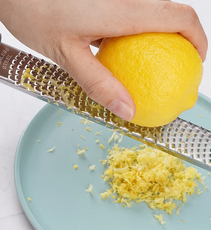 Yongli Kitchen Tools Stainless Steel Citrus Zester Dishwasher Safe Cheese Grater Long Extra Fine Hand Grater