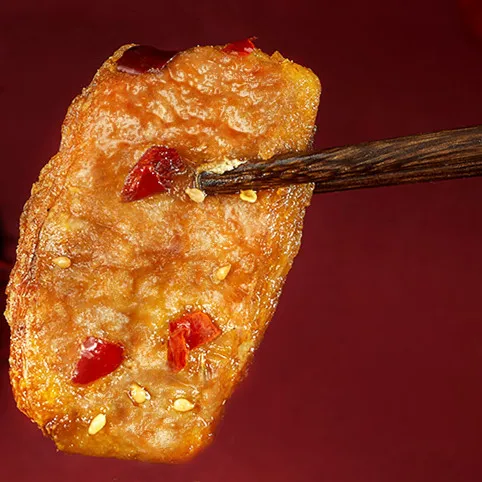 Vegetarian Meat Small lobster Flavor 26g Chinese Spicy Snack Kaomianjin OEM Products Delicious Sichuan Food soybean gluten