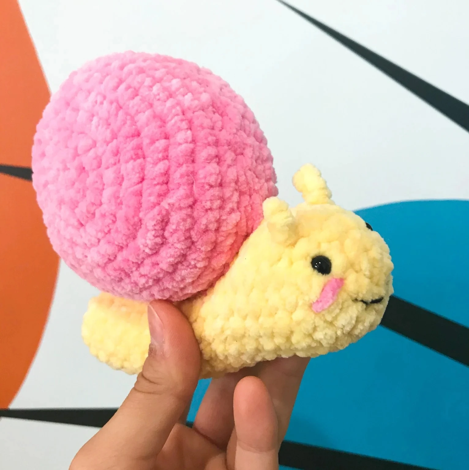 Super Soft Knit Stuffed Crochet Snail Multicolor Crochet Chunky Yarn Plush Snail Animal Dolls