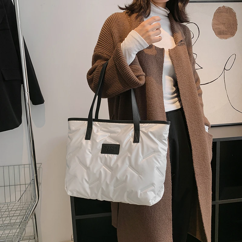 Amazon top seller 2023 new arrival korean luxury puffer tote bag wholesale tote large capacity handbags for ladies shopping