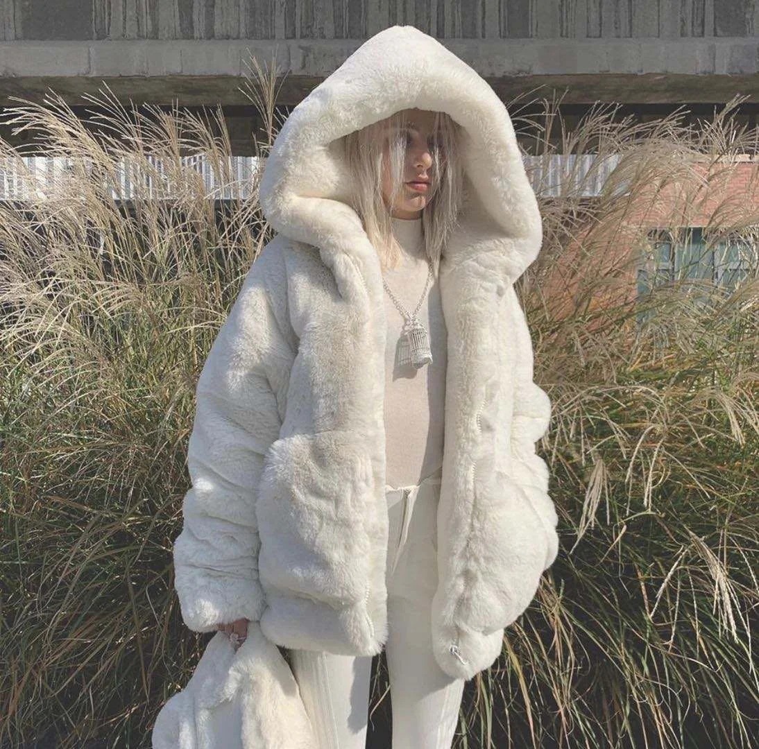 Women 2020 INS Popular Item  Winter New Thick Snowman Hoodie Imitation  FauxRex Rabbit Fur Coat Gray Color