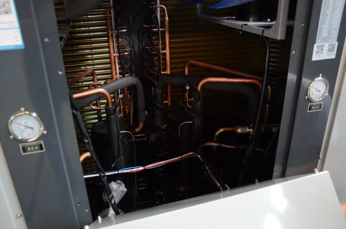 High Qualiglasst Selling Commercial Air Source Heat Pump High Temperature Heat Pump Monoblock Street Electric Swimming Pool R22