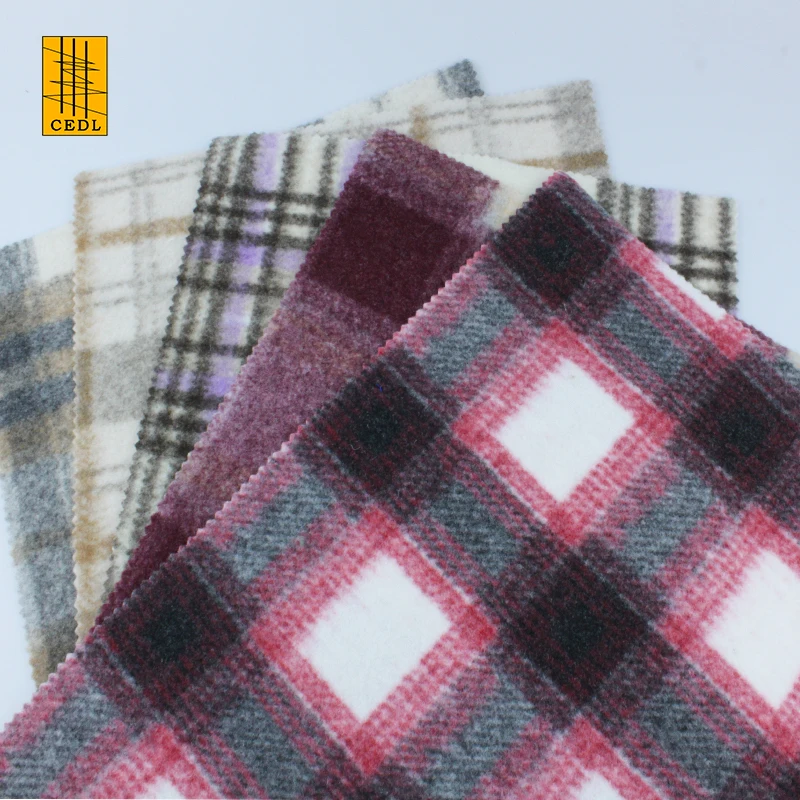 125Gsm Wholesale Plush Twill Cotton Poly Fabric for Clothing