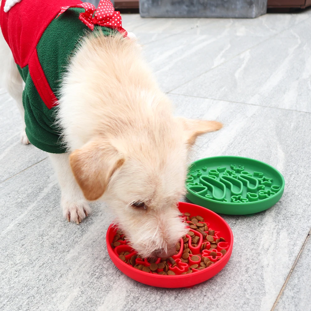 Wholesale Anti Splash Cute Water Bowl Christmas Pet Feeder Dog Bowl Silicone Pet Bowl