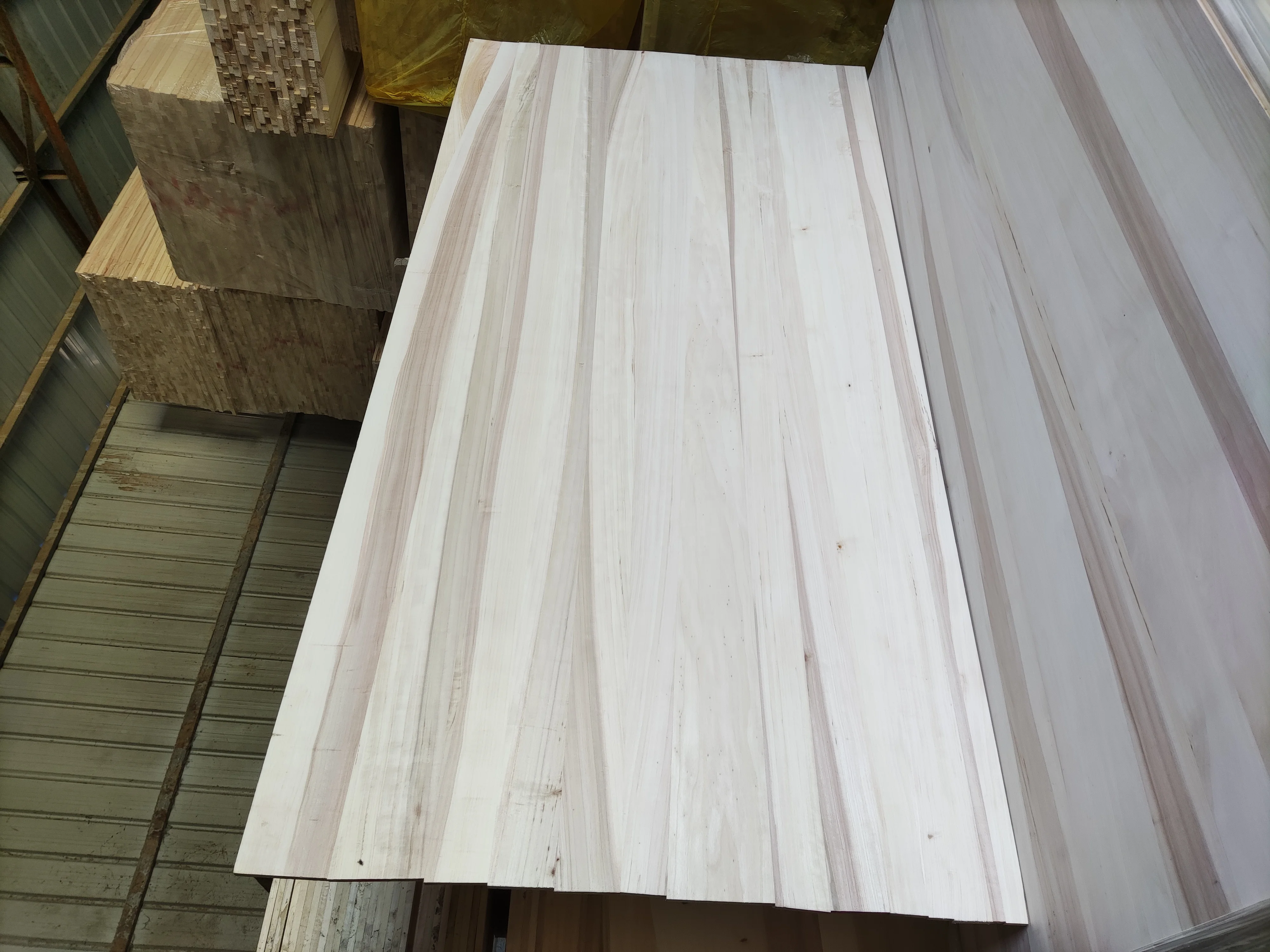 
Cedar Wood Poplar Wood Planks Poplar Lumber Wood Price 