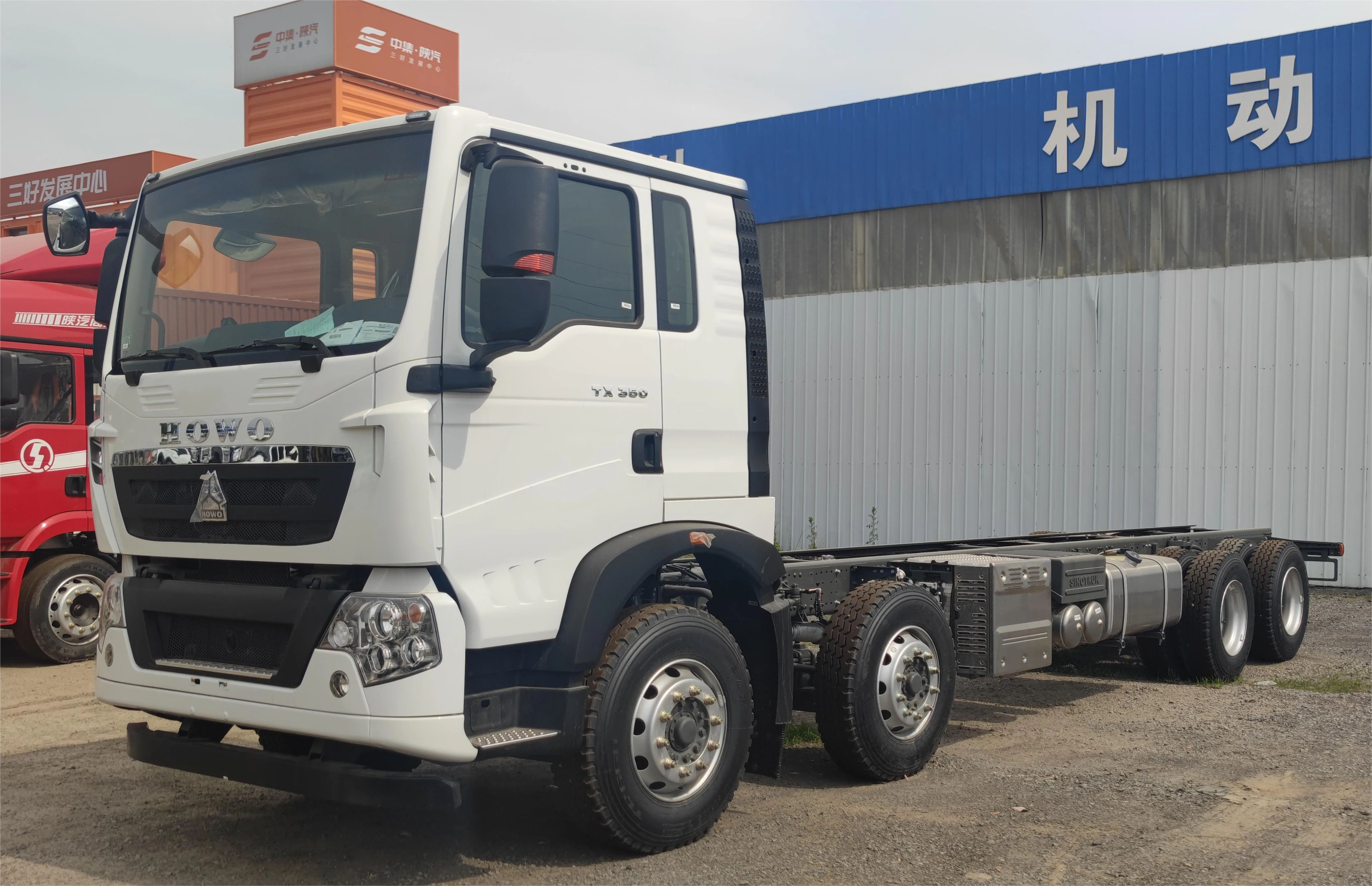Китайский грузовик HOWO SINOTRUCK TX350 8*4 12 колес 350 л.с. дизельное шасси Euro 6 для грузовиков