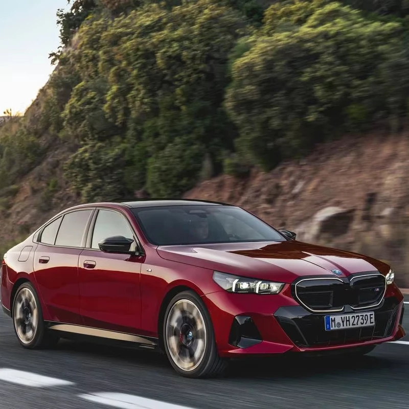 2024 bmwchina 5 серии седан 530Li новая модель 4-дверный 5-местный классический спортивный автомобиль левое рулевое управление автоматический Euro VI AWD