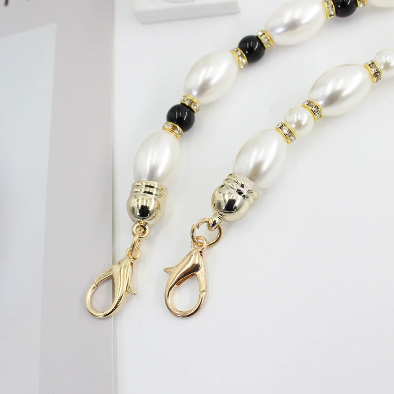 2023 Vintage  New Hot Sale white Pearl Chain Belts for women waist belly strap for girls ladies designer dresses