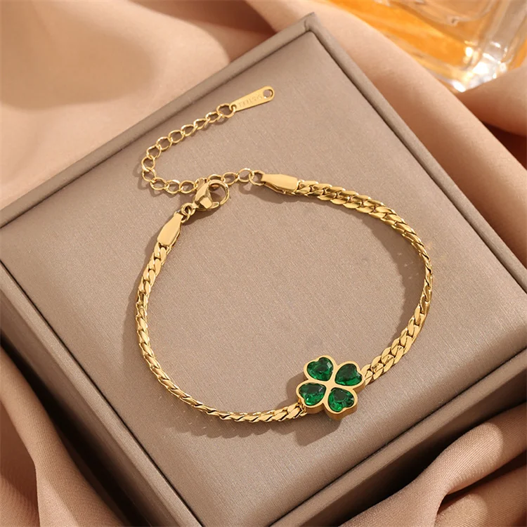 Women Clavicle Necklace Stainless Steel Emerald Zircon Four Leaf Clover Love Heart Bracelet Necklace Earrings Jewelry Set