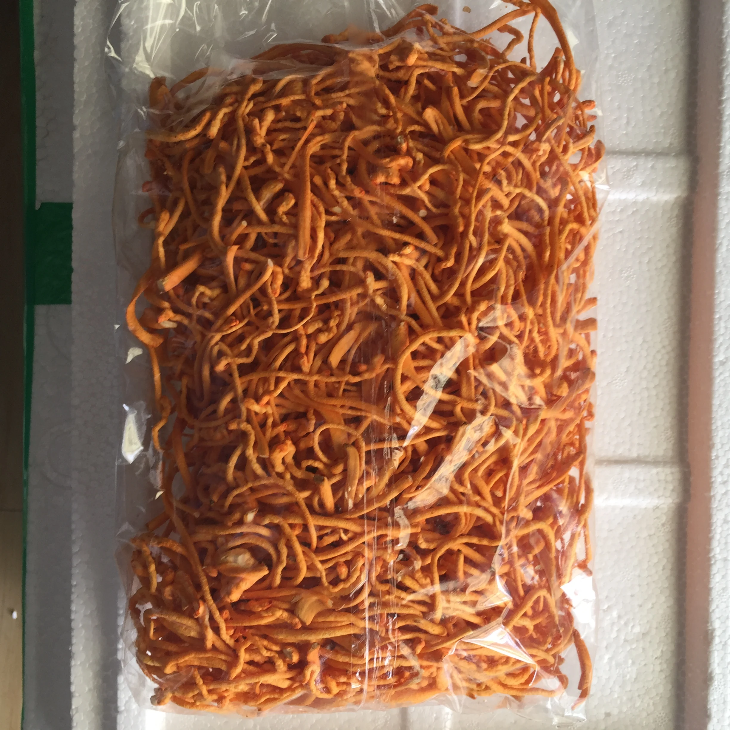DETAN Premium High Quality  Edible Factory Growing Fresh Cordyceps Militaris Mushroom Wholesale Price