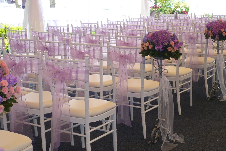 China Modern Stackable Wedding Chair Tiffany Stacking Pp Plastic Chiavari Chair For Banquet