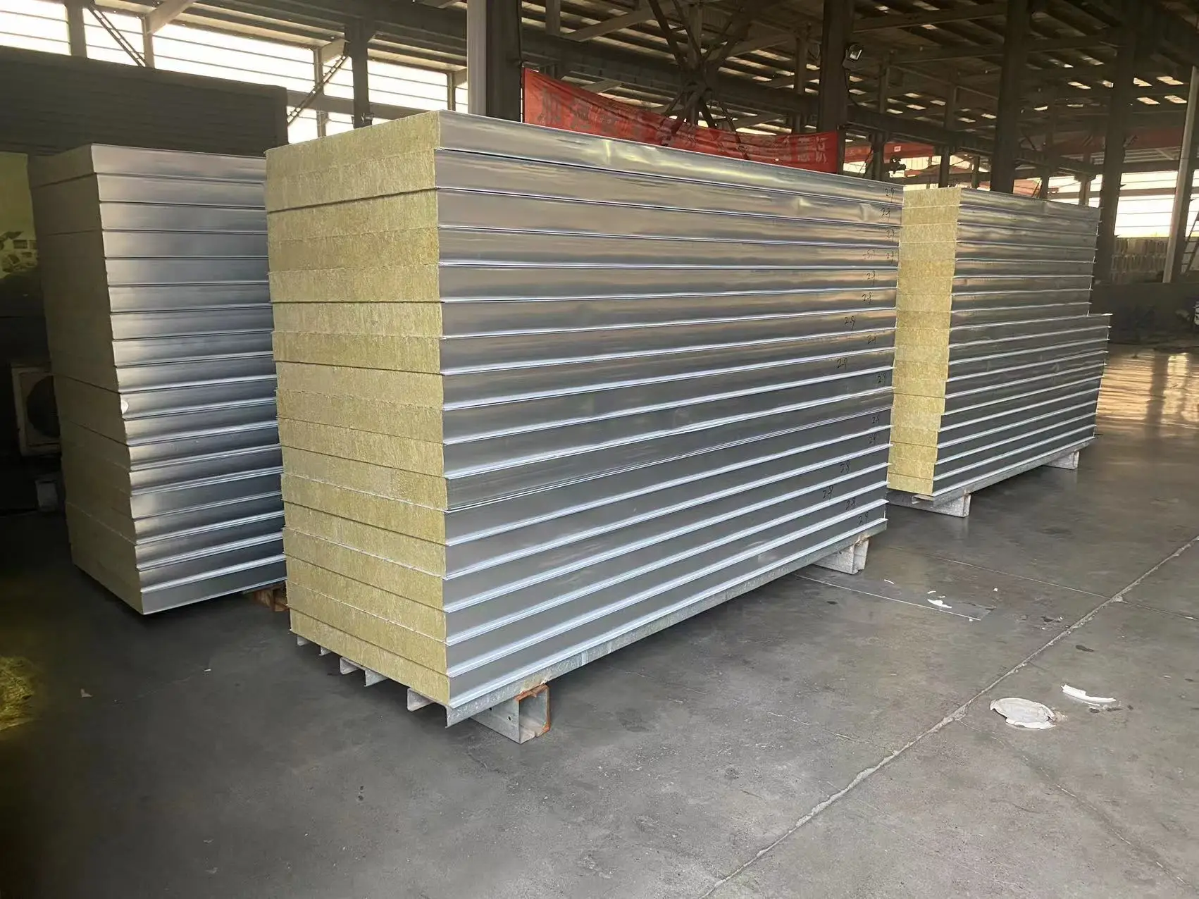 Good quality  Mineral wool Insulated  Wall Sandwich Panels construction materials