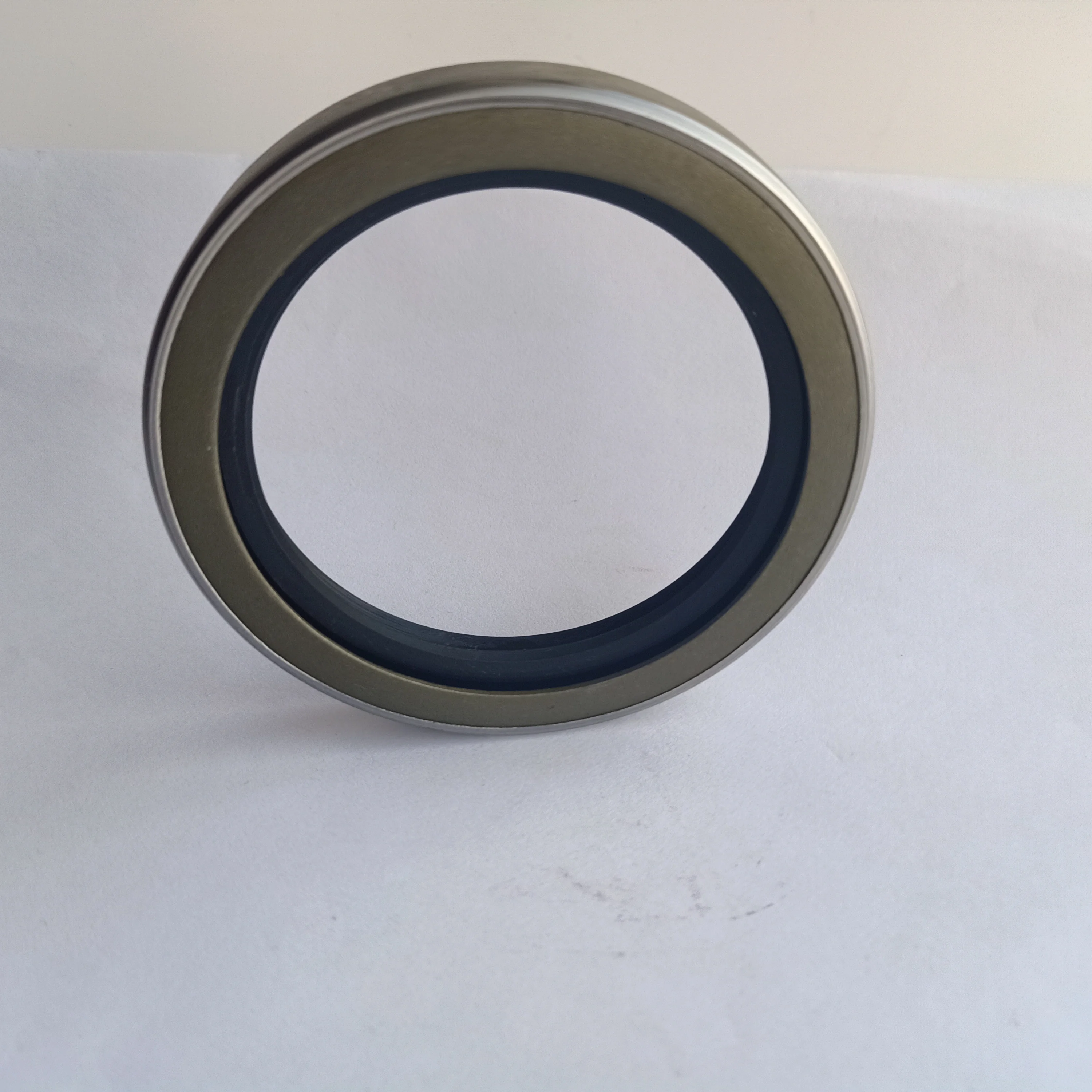 High quality factory 88AX 354P2 TB oil seal Truck seals for Mack
