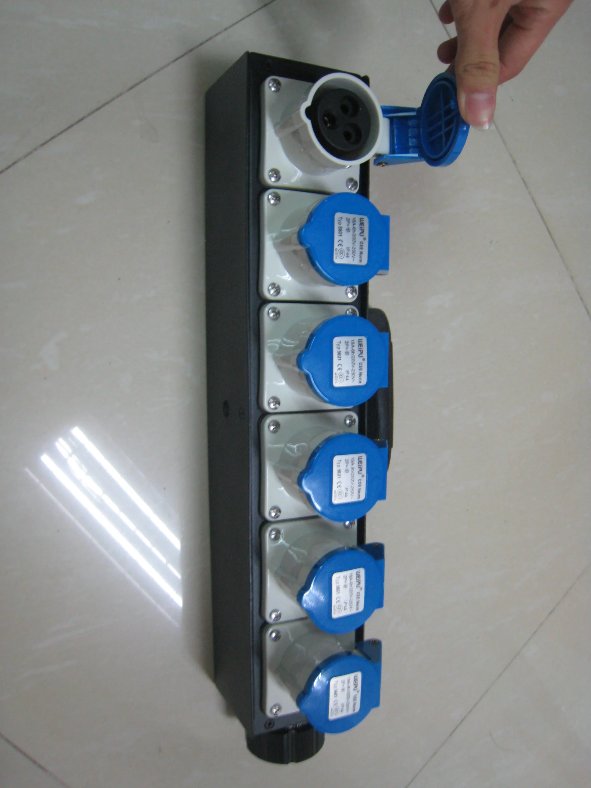 19pin Socapex portable 1 input 6 output audio splitter