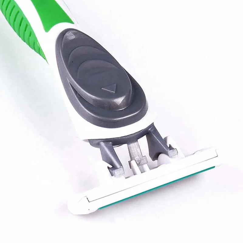 Razor 3 blades of replaceable shaving head with cartridge system razor for men.