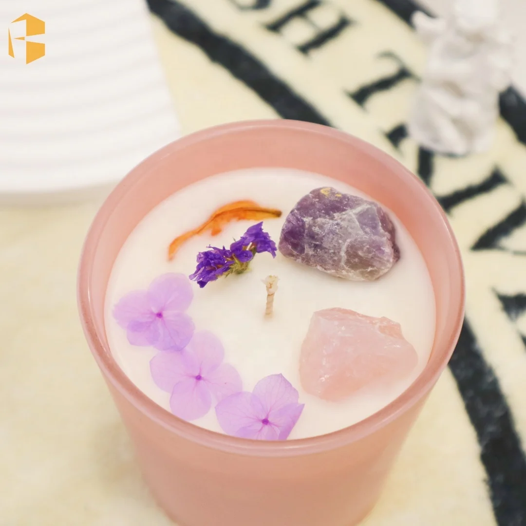 Private Label Healing Crystal Clear Quartz Glass Candle Jar Scented Candle With Dried Flowers