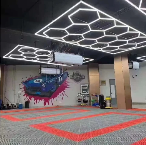 Environmental Removable Interlocking Car Garage Floor Tiles Warehouse PVC Car Park Flooring for Auto Repair Plants