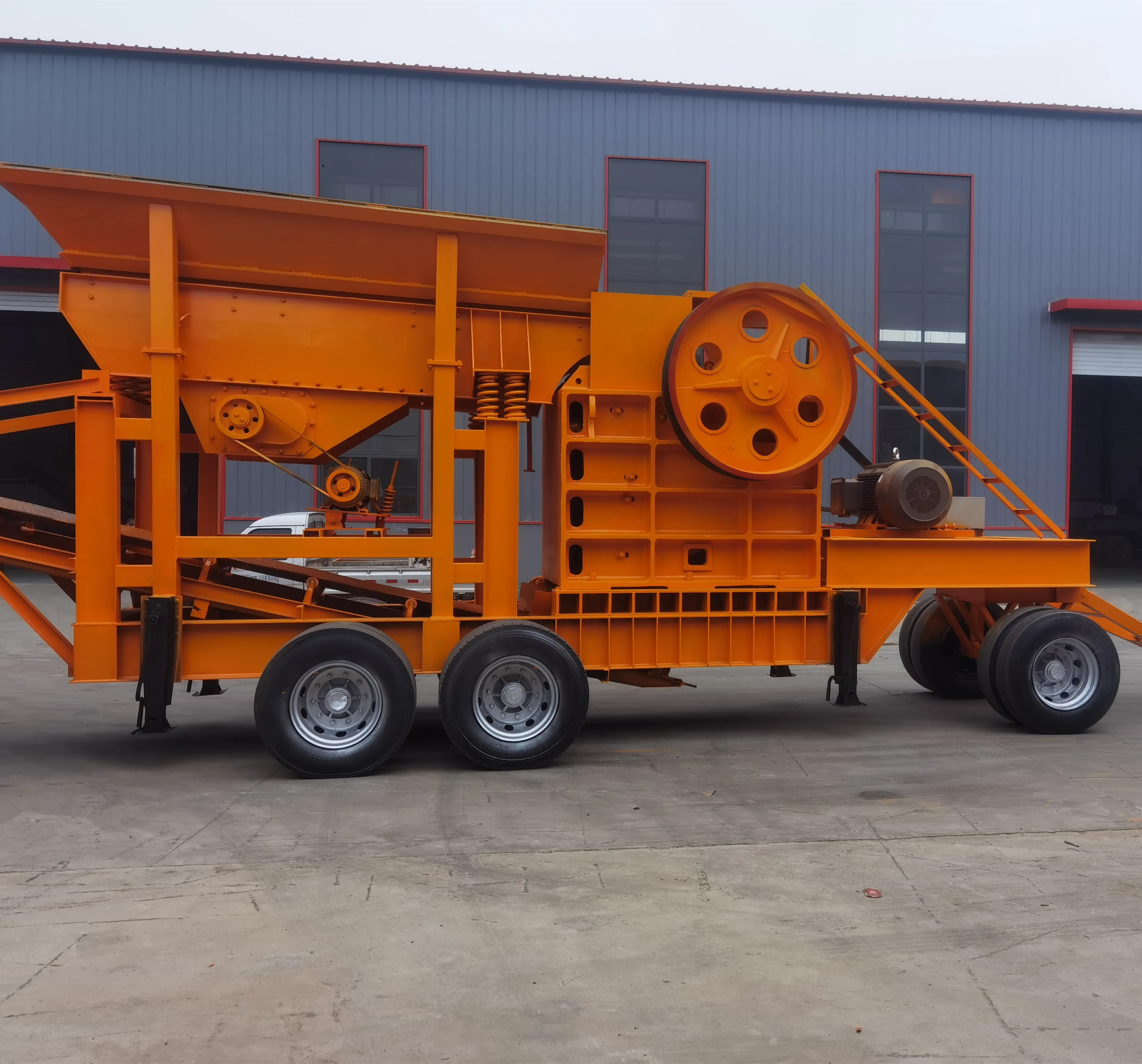 Stone Crusher Mobile Stone Hammer Crusher Portable Rock Crusher Price