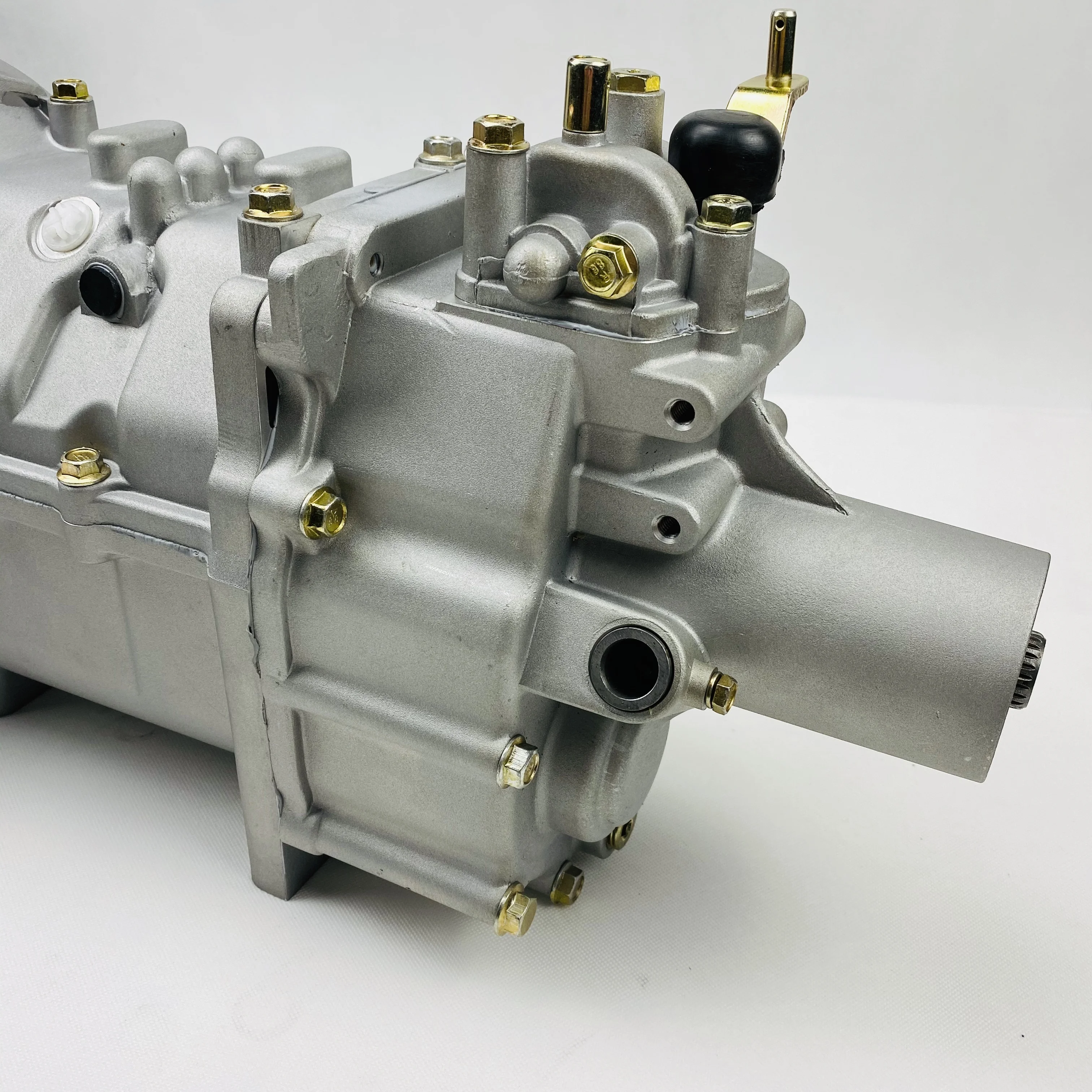 Manual Gear Transmission gearbox for Changan 465 Dongan Hafei BS09-01 Suzuki FA10 DFSK Wuling FAW