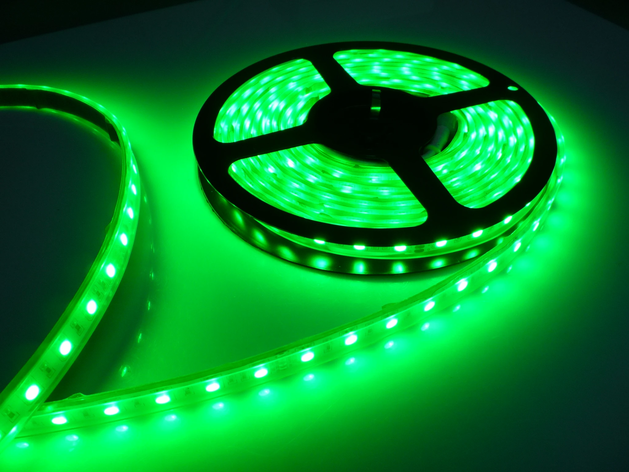 Waterproof IP67 RGB LED strip With transparent Silicone Tube SMD5050 IP67 12V 24V RGB led lighting strip