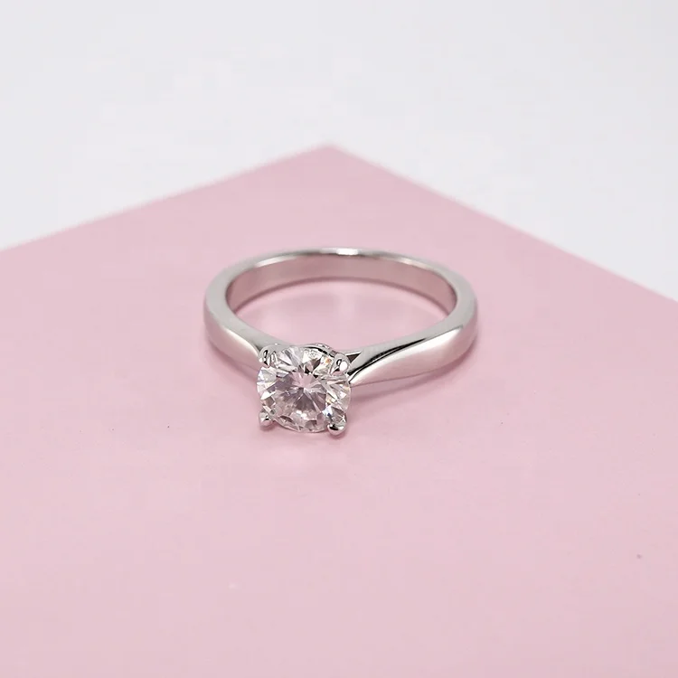  2021 Classic New Trendy Womens CZ Jewelry 925 Sterling Silver Rhodium Wedding Engagement Diamond Solitaire Moissanite