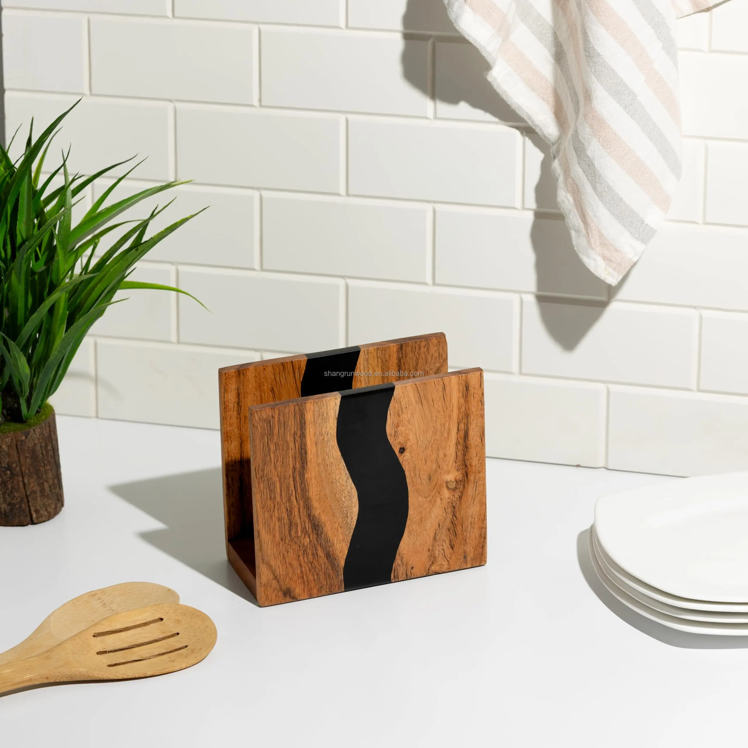 Acacia Wood & Transparent Epoxy Resin Tissue Dispenser Box Wooden Napkin Holders Farmhouse Napkin Organisation