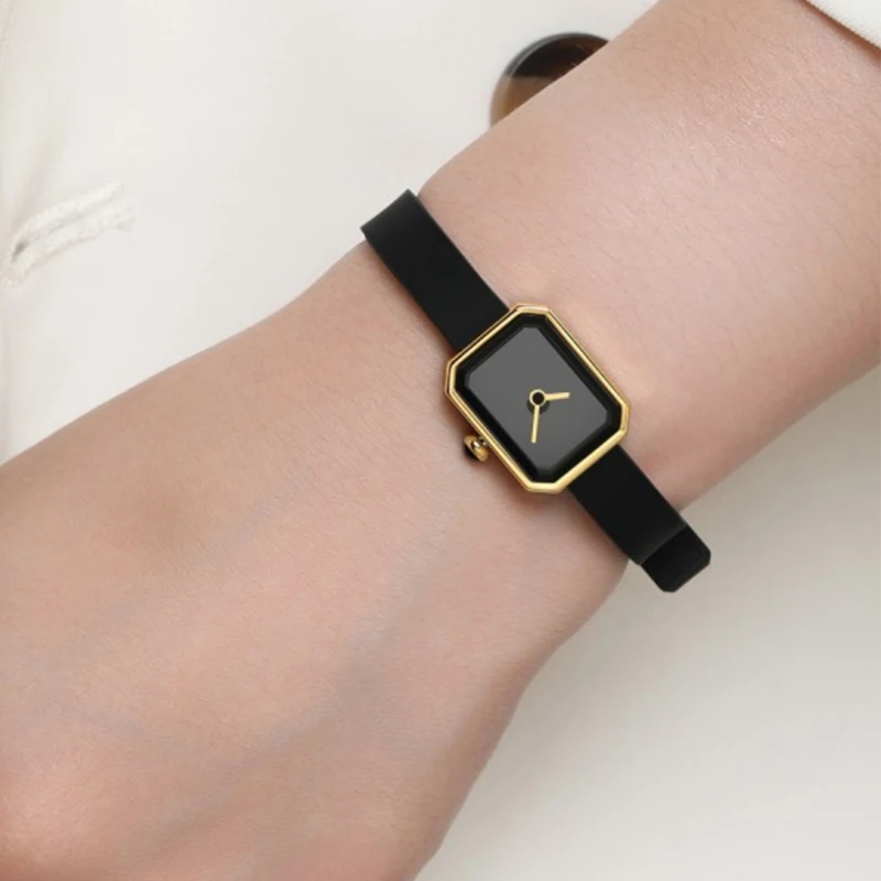 Minimalist Ribbon Elegance Ultra-thin Ladies Wristwatch Gold Luxury Silicone Bracelet Womens Quartz Watches