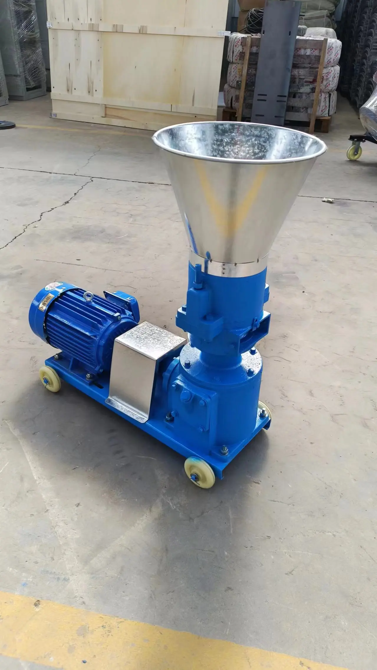 2024 Low cost various poultry feed machine duck chicken sheep cattle feed pellet machine