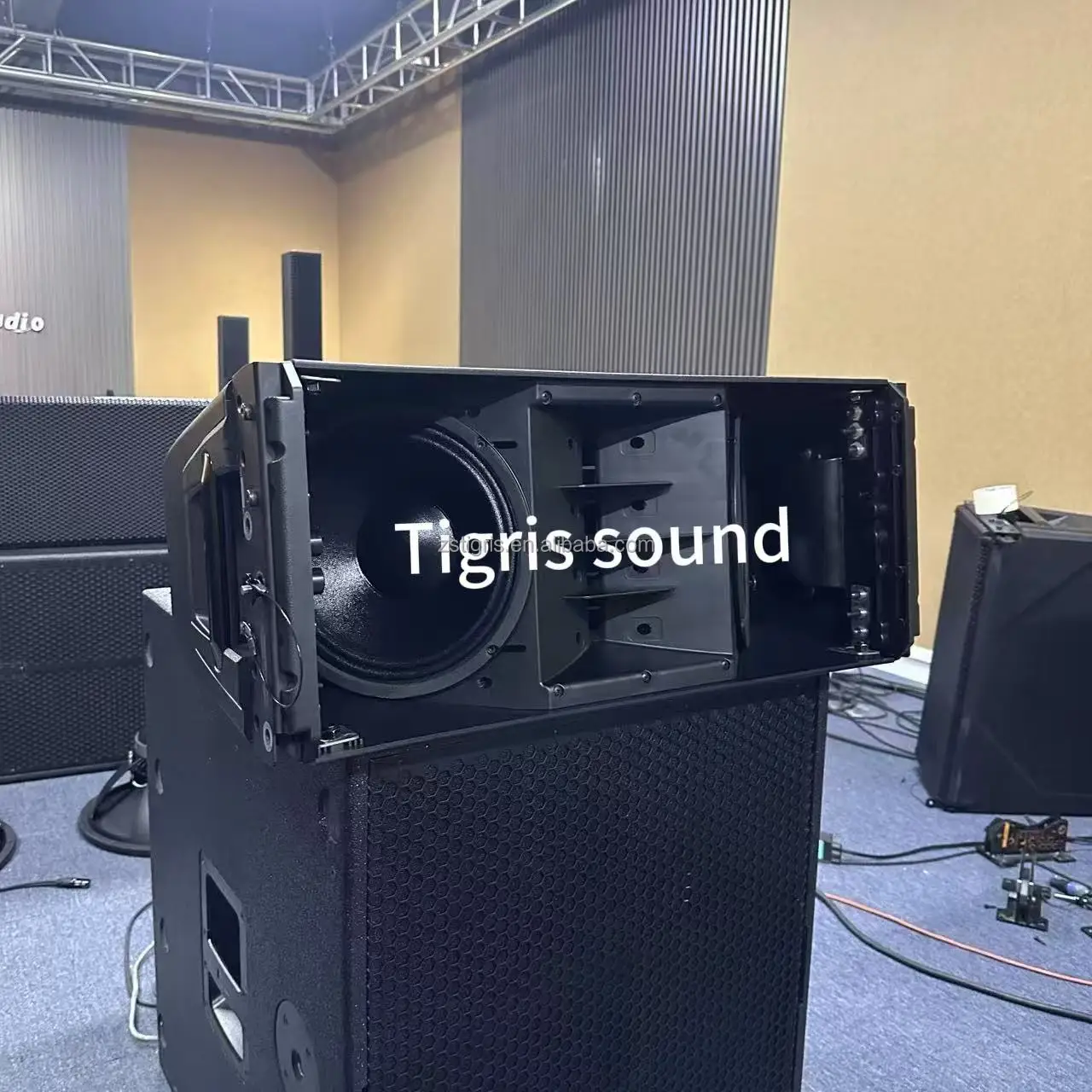 HDL 30A Dual 10 Inch 2 Ways Line Array Active Rcf Speaker Dj Speaker Set System pa System Outdoor Concert Sound System