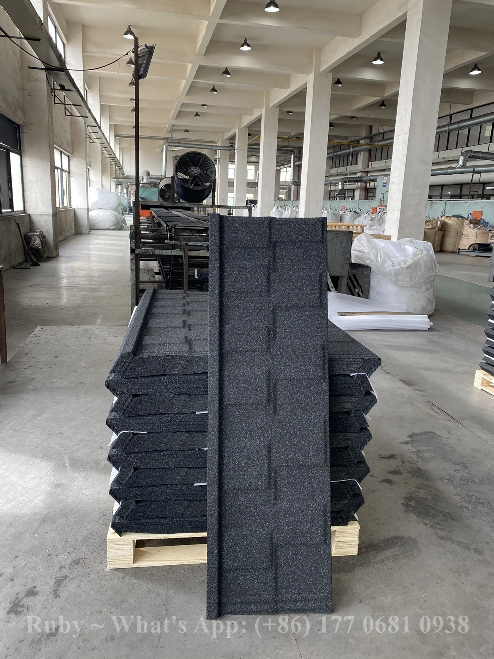 CE Stone Chips Coated Alu Zinc Stone Coated Shingle Metal Color Roof Tile To Africa