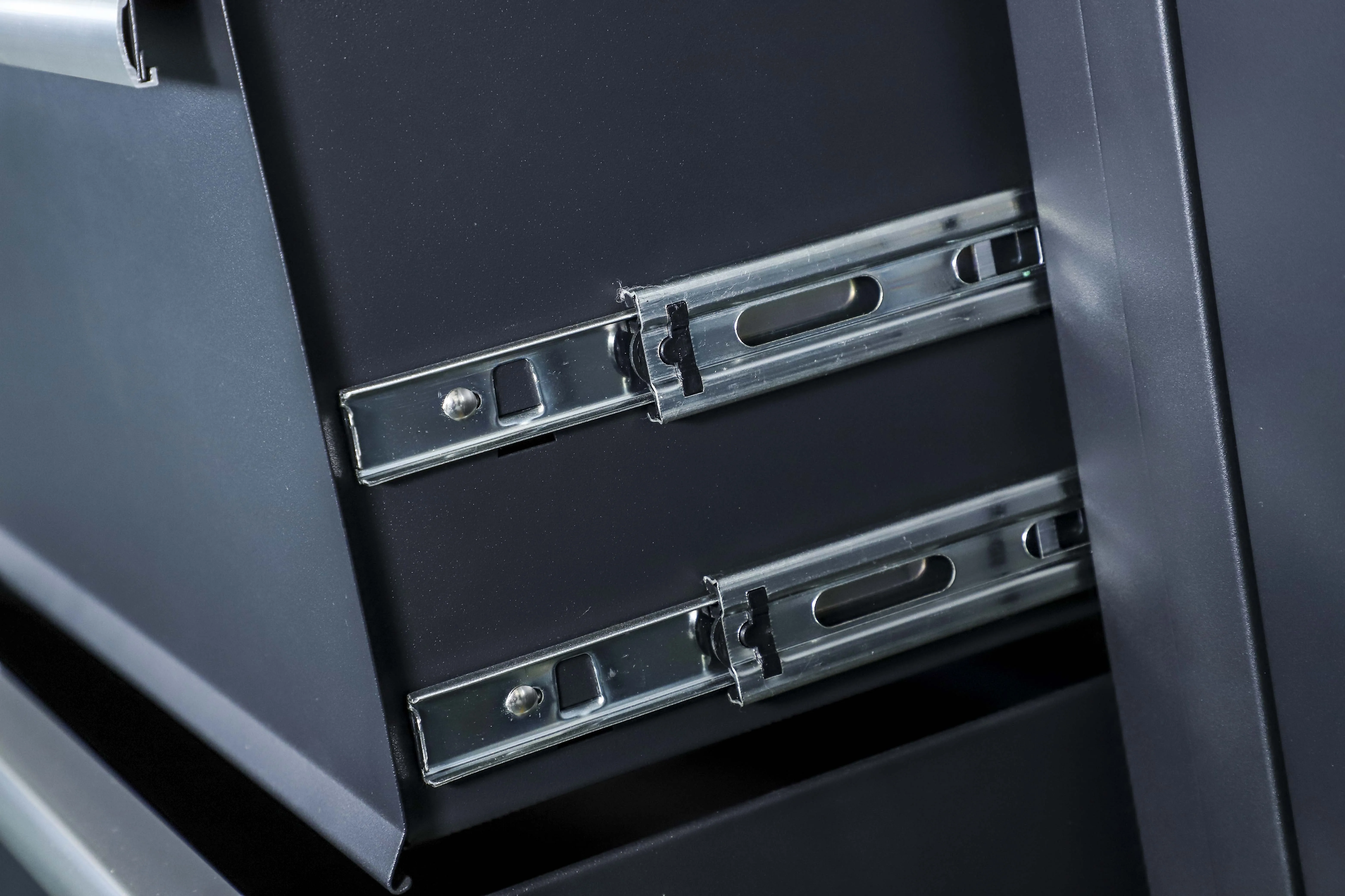 Garage steel combination tool cabinet, movable multi-function workbench