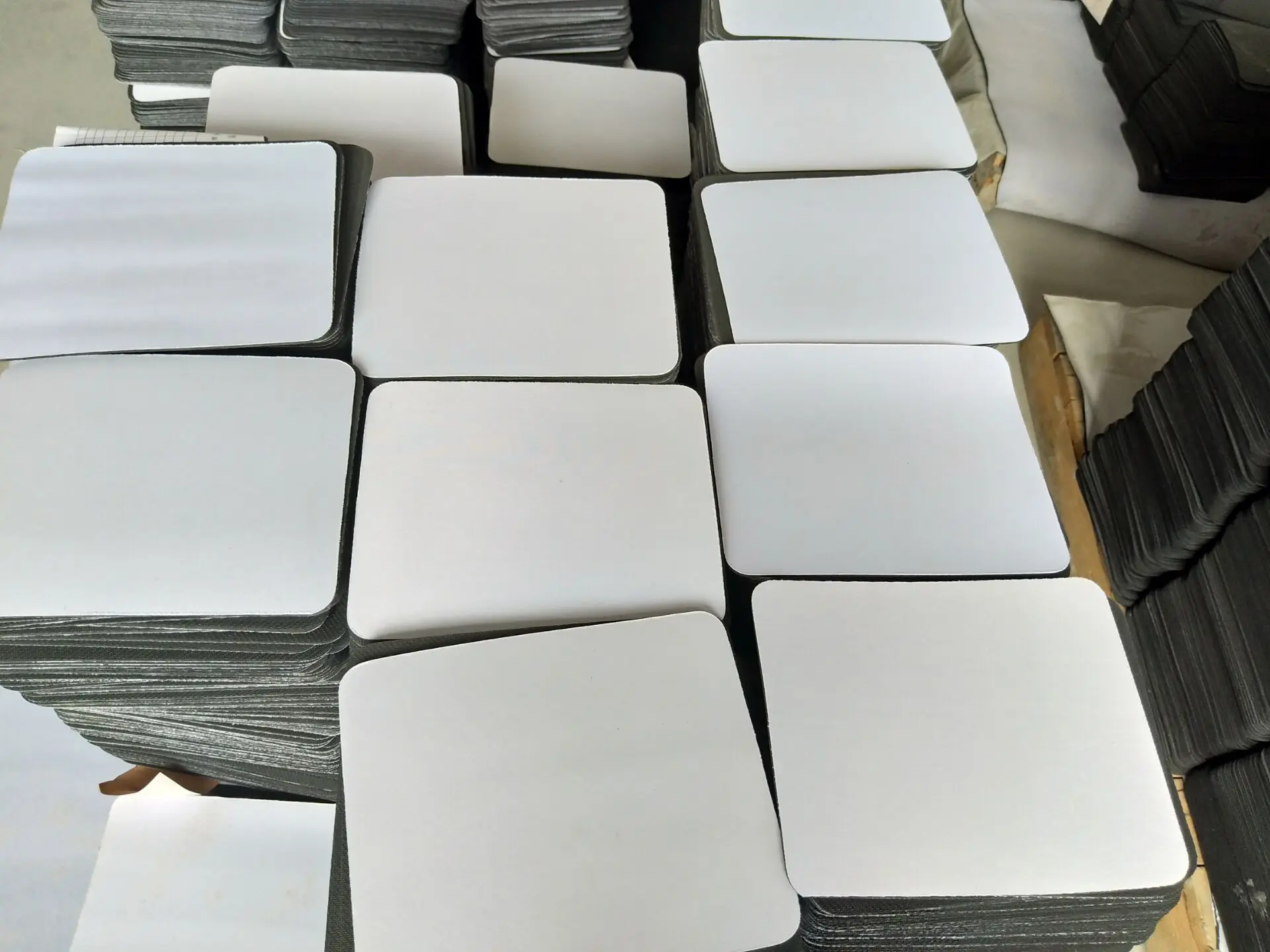 High quality factory price custom shape 3D printing mouse mat die cut mouse pad