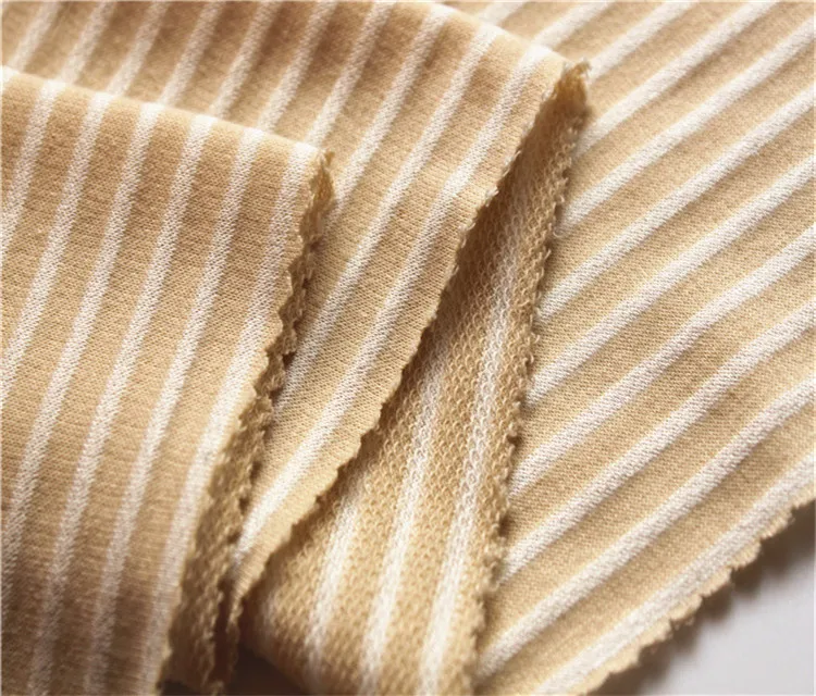 Китайские производители поставляют трикотажные изделия из вафельной трикотажной ткани с краской для платьев