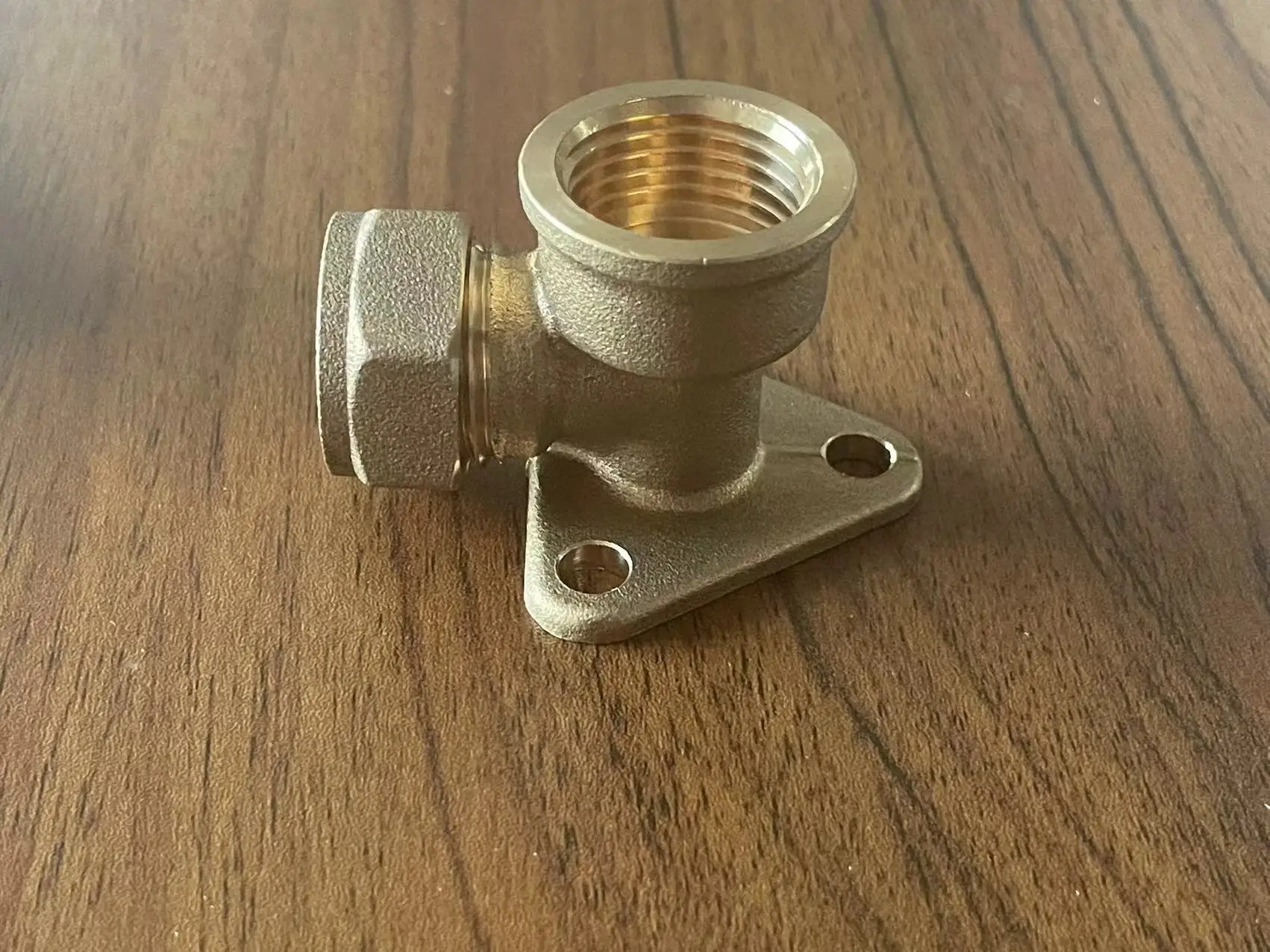 supply beautiful design wall mounted antique brass taps kitchen tap bathroom brass water tap  UK style