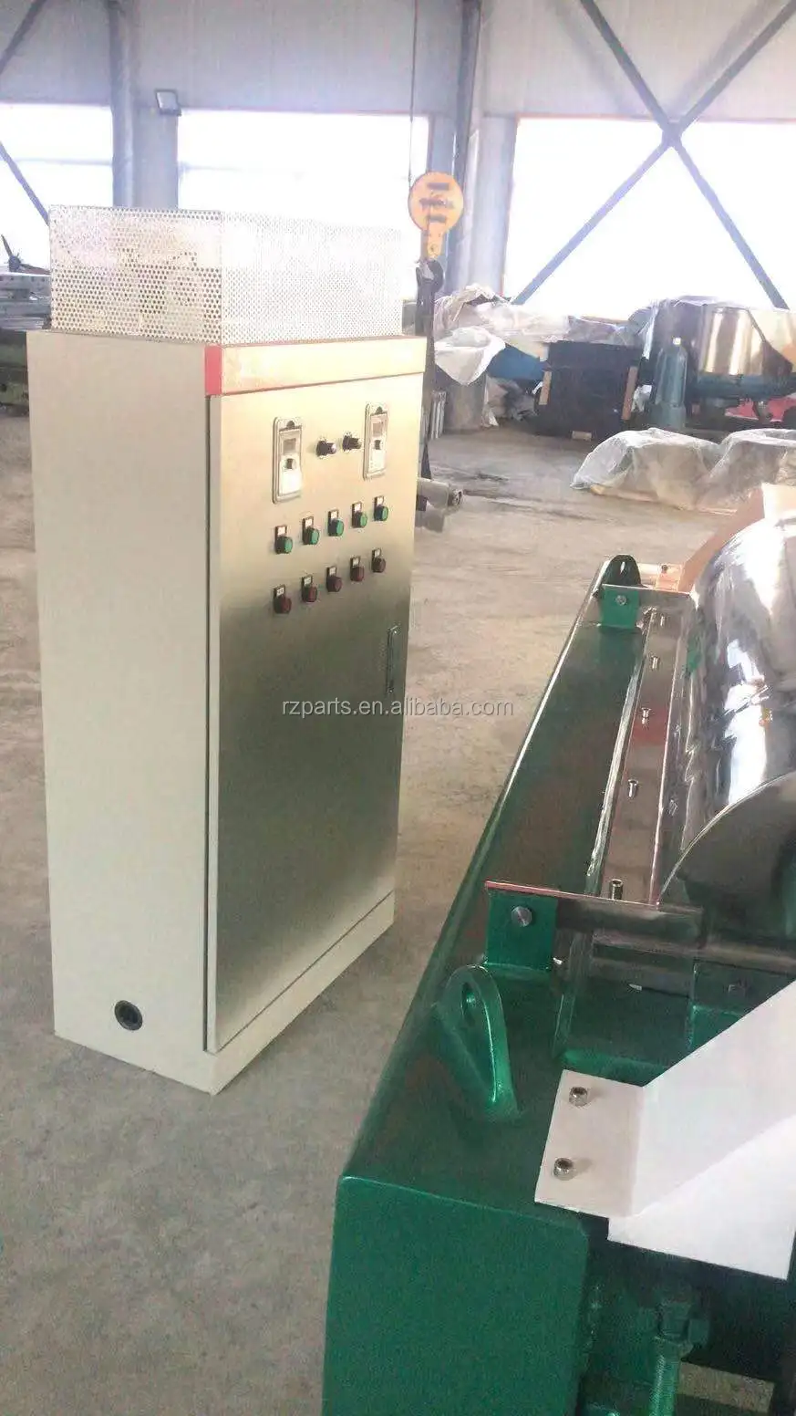 Drilling waste oil - based water - based mud horizontal spiral centrifuge