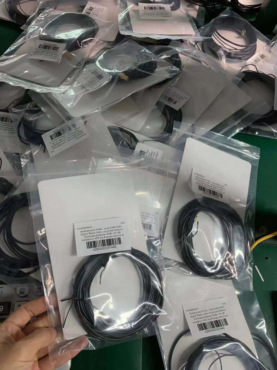 In Stock Car Roof Digital Dab Fin Antenna Activ Antenna Performance magnetic mount Shark Fin AM/FM/DAB Car Antenna