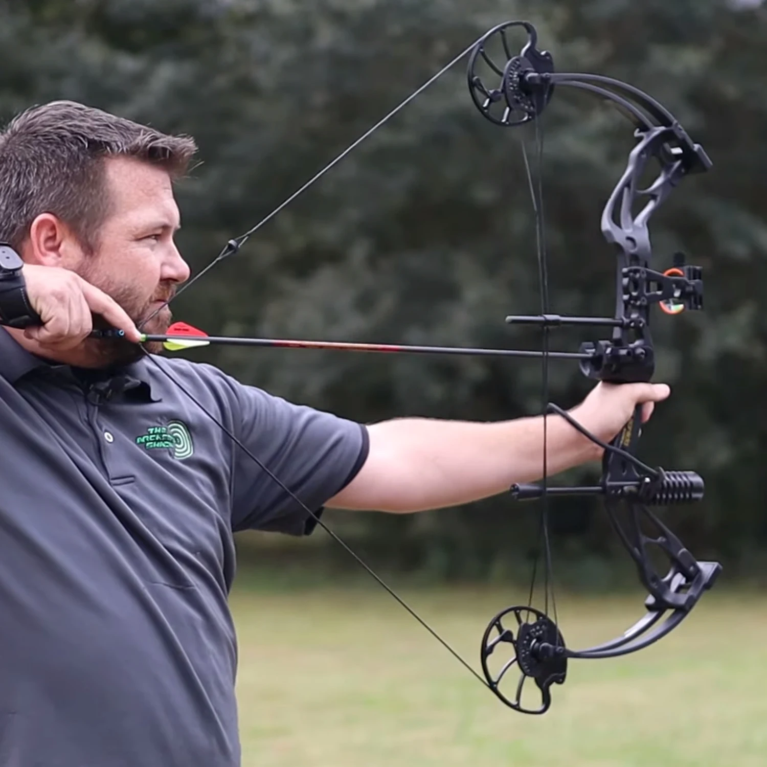Охотничий блочный лук Sanlida Archery Dragon X8, набор черных стрел для взрослых, ATA, 30 дюймов, длина натяжения 18-31 дюймов, для спорта на открытом воздухе