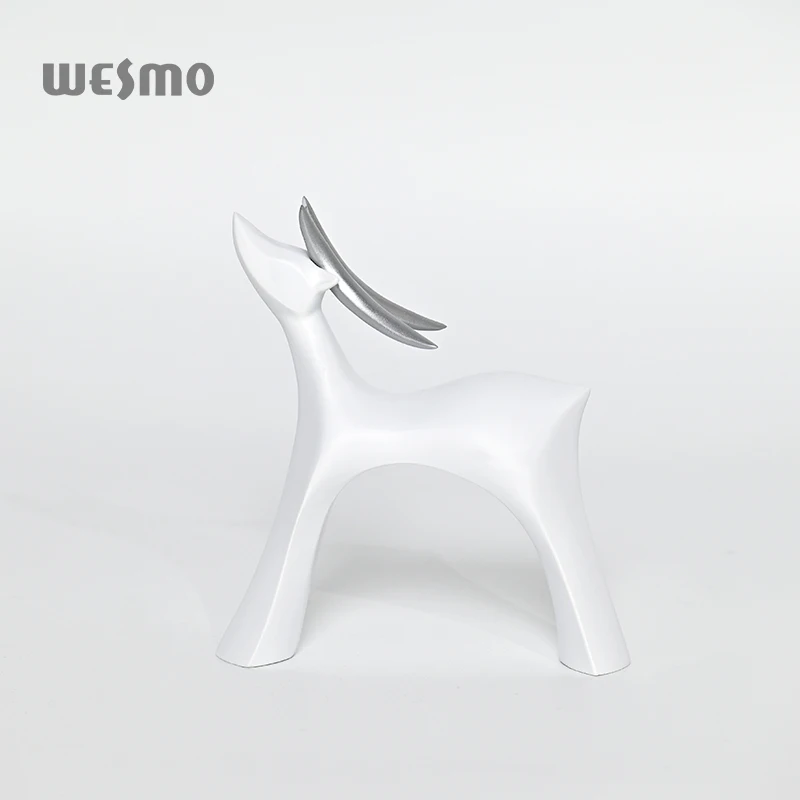 Minimalist Home Decor Resin Decoration White Deer Small Statue Modern Sculpture for home decoration