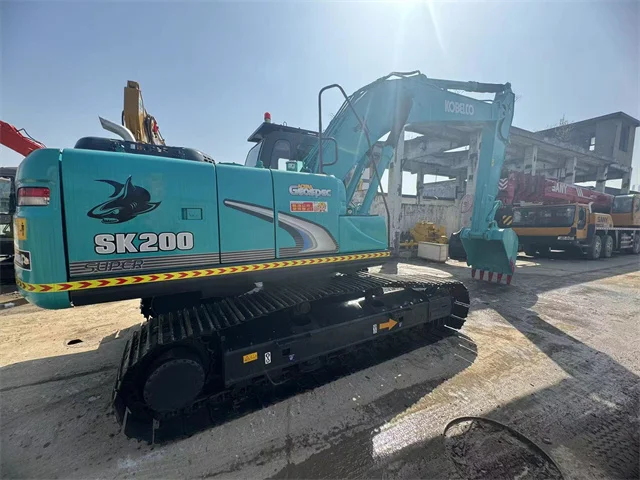  Kobelco SK20004.jpg