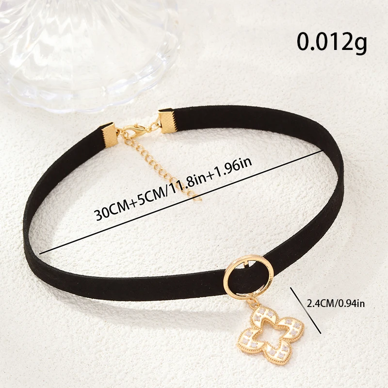 CDD New Punk Black Cotton Rope Choker for Women Inlaid Zircon Four Leaf Clover Charm Necklace Gothic Jewelry