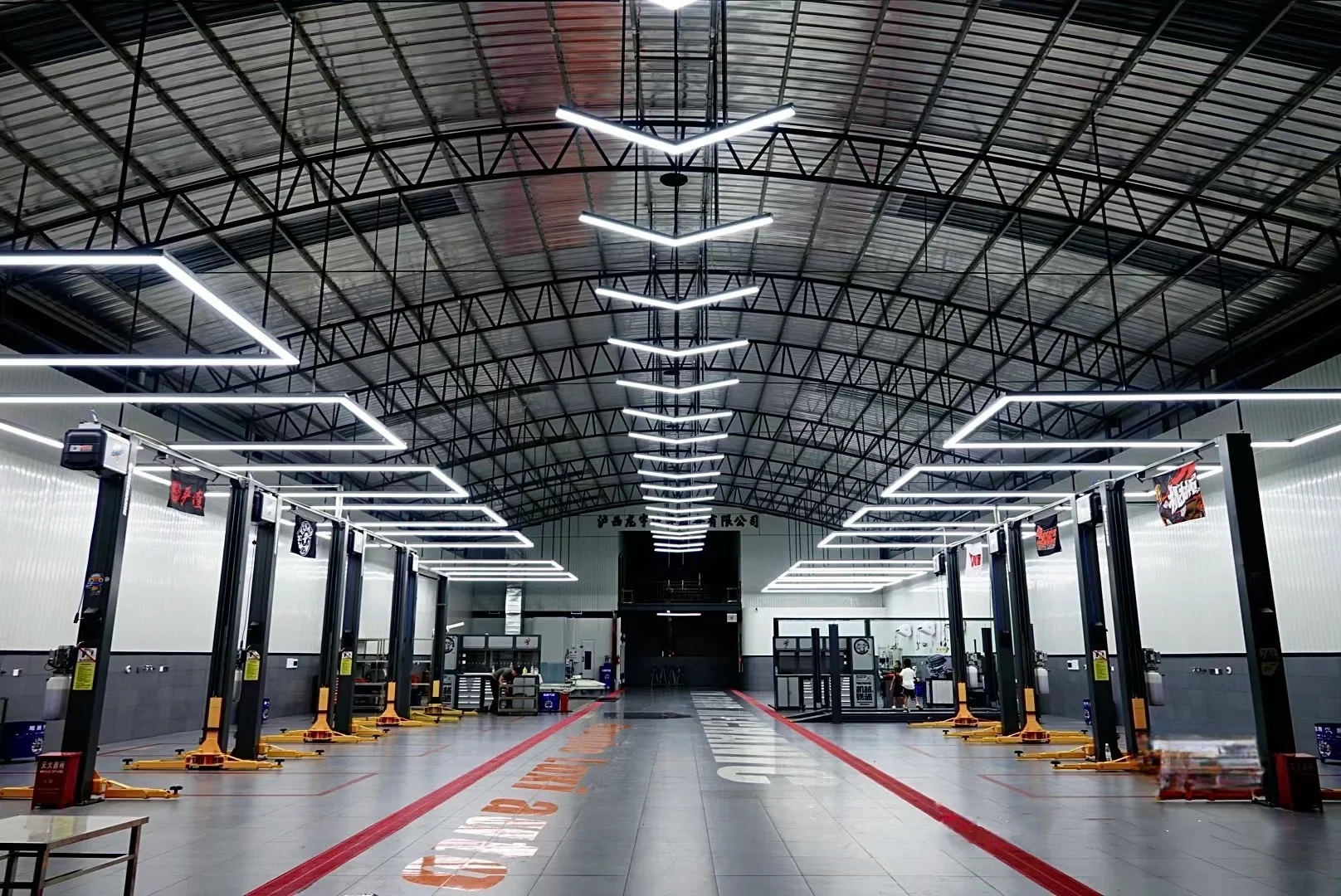 CE approved best price Good Quality Cheap 4T manual two side release Auto Equipment low ceiling base plate include two post lift