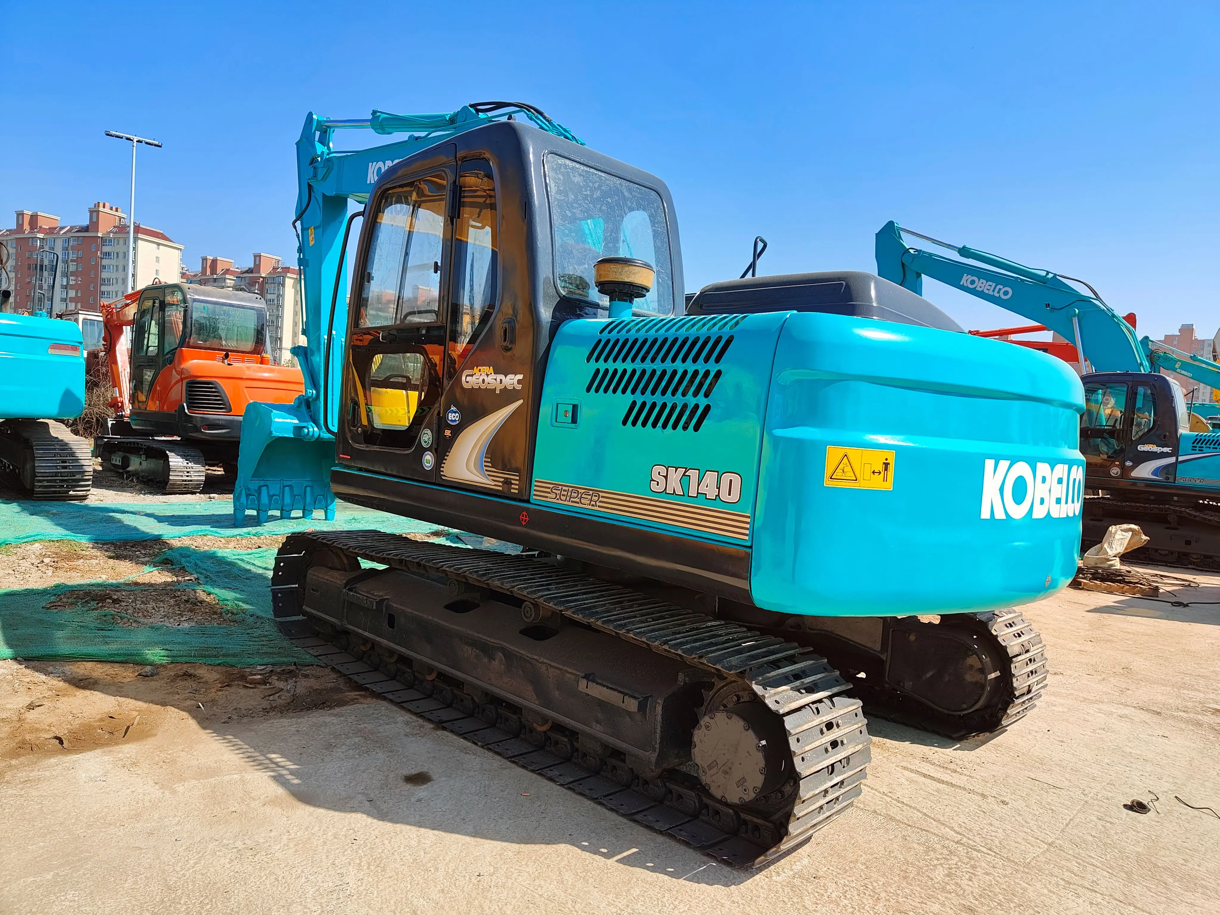 Used Kobelco Sk140/ Sk250/Sk240/Sk260/Sk350/Sk260-8/Sk210/Sk200 Crawler Hydraulic Excavator 20 Tons Excavator used excavator