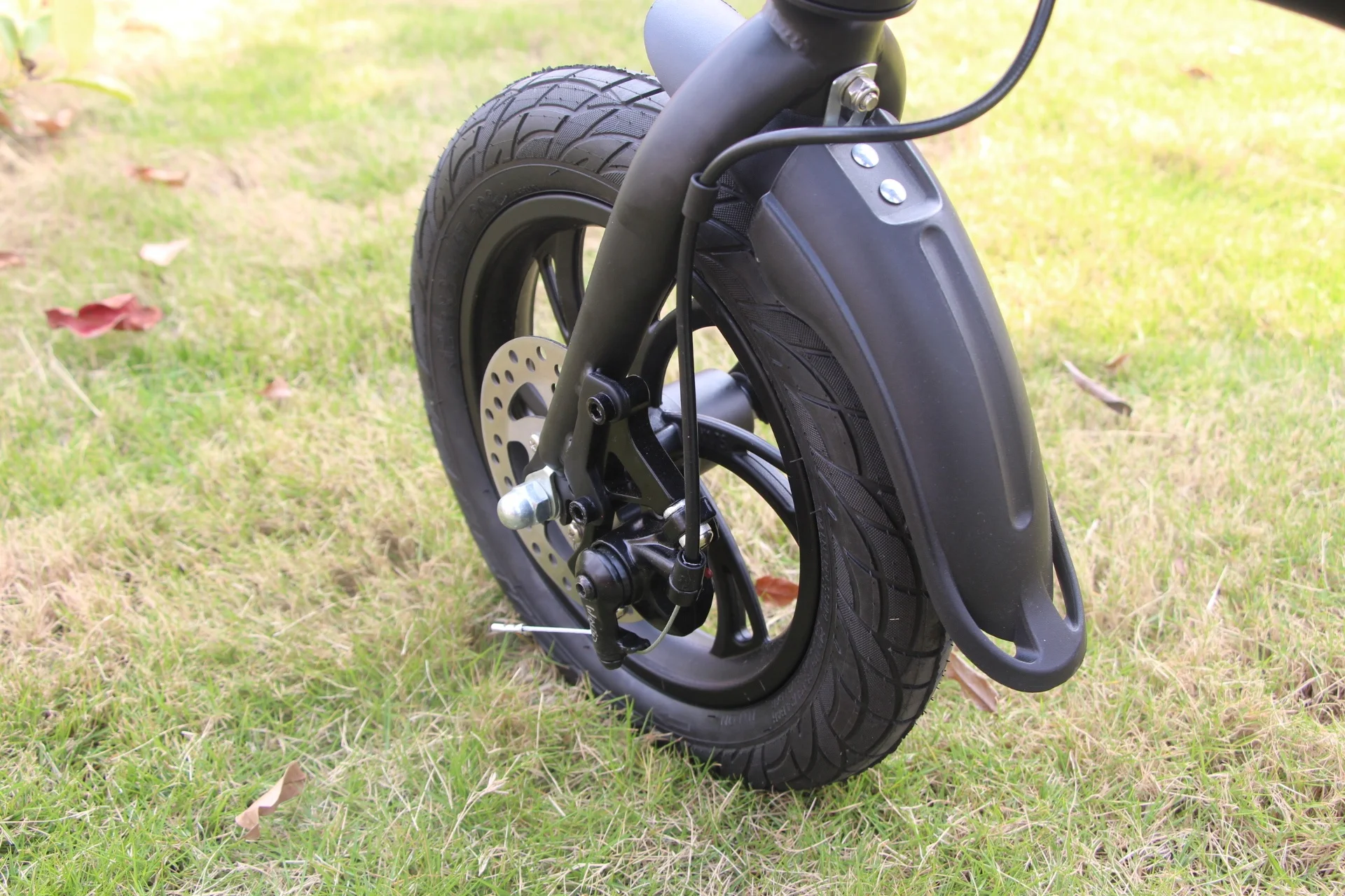 
2020 tandem electric dual motor scooters lifan import china motocicletas automticas electric folding adult ip65 scooters 